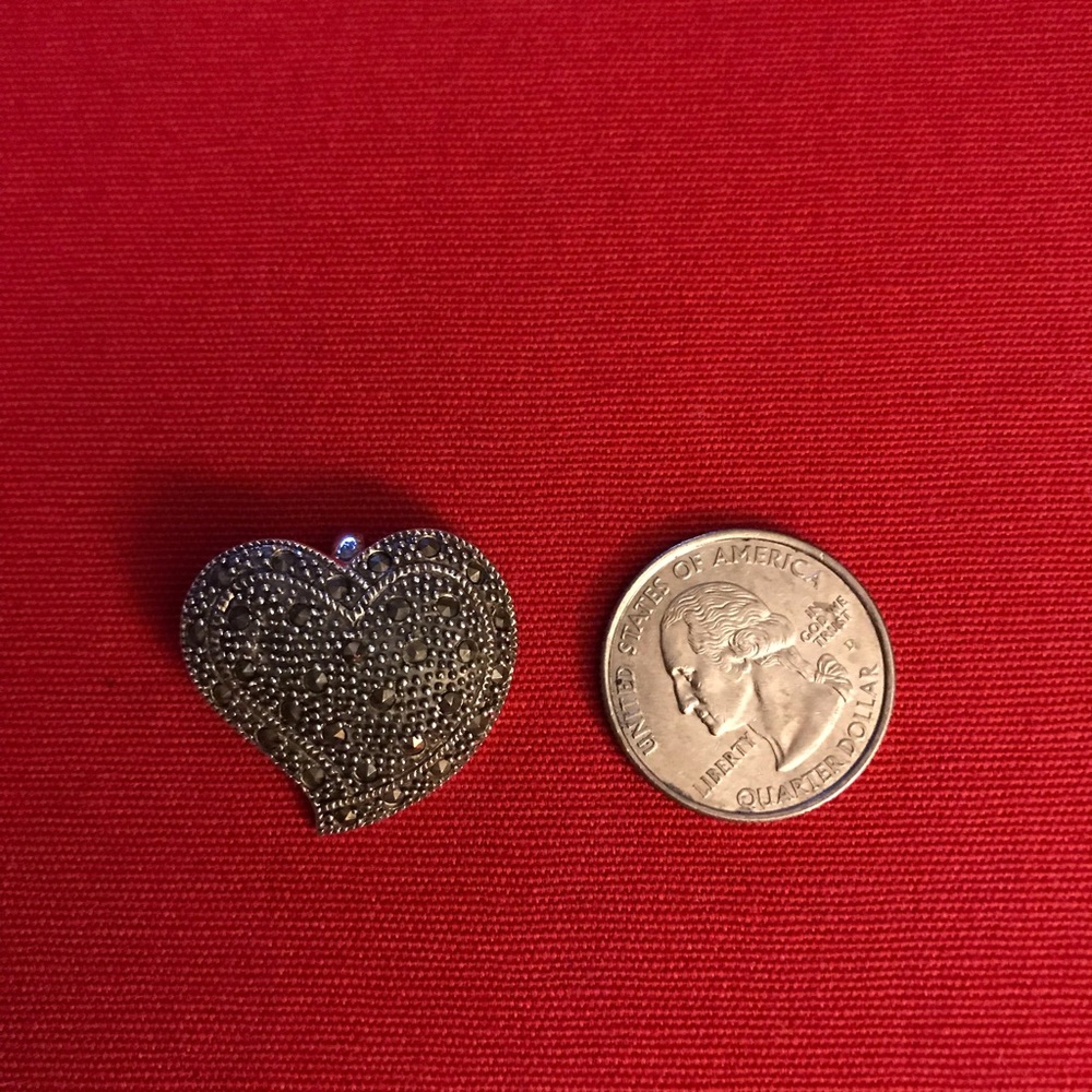 Heart Pendant - Picture 4 of 8
